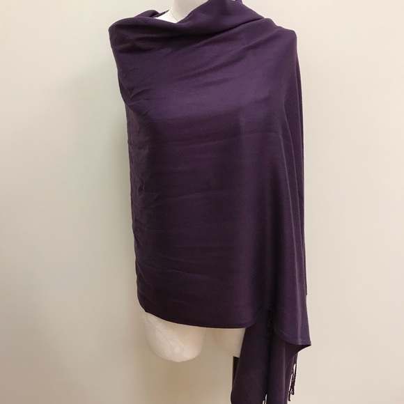 NWT Plum Purple Pashmina Shawl - Picture 3 of 3